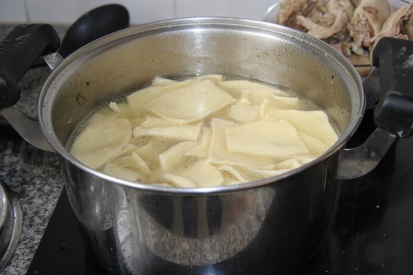 Бешбармак. Рецепты классические с картошкой, курицей, говядиной, из баранины, гуся