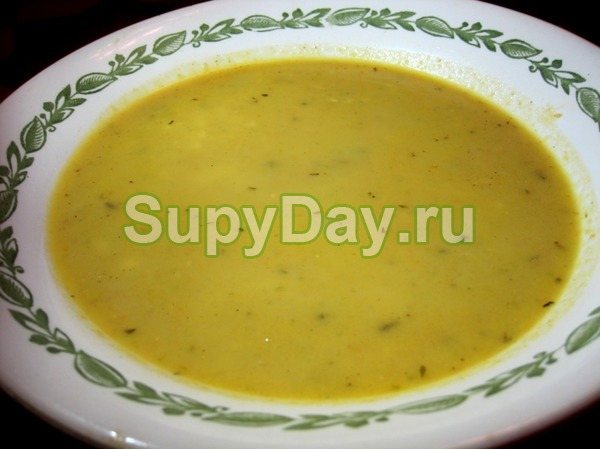 Простой суп-пюре из сельдерея