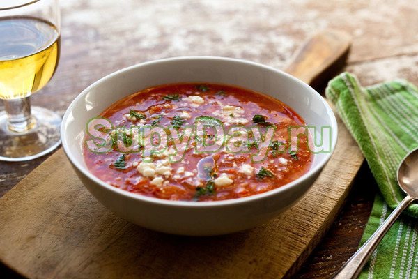 Суп с булгуром и копчёными колбасками
